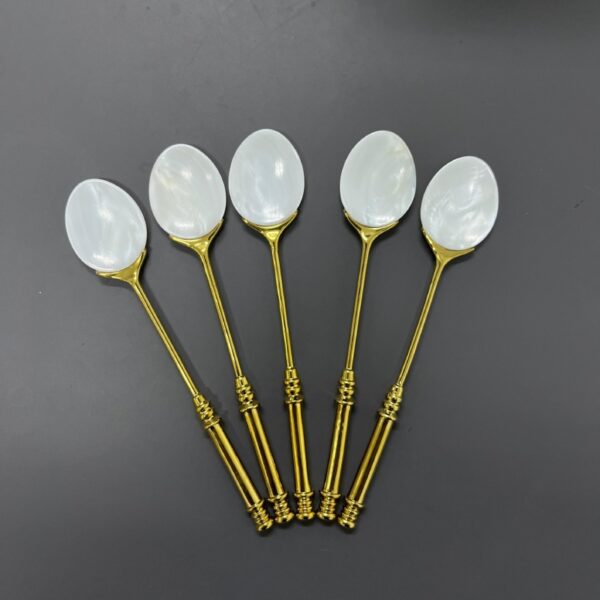 Modular Mother of Pearl With Metal Handle - 14cm Golden Oval Shaped - Image 3